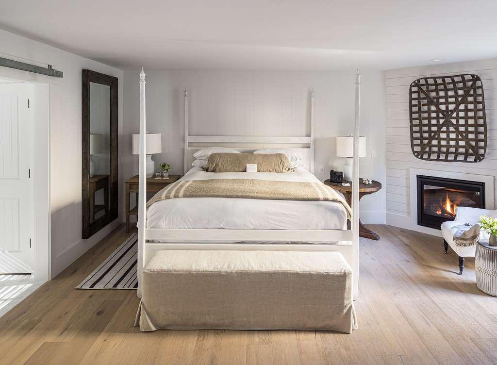 Farmhouse Inn Forestville Ruang foto